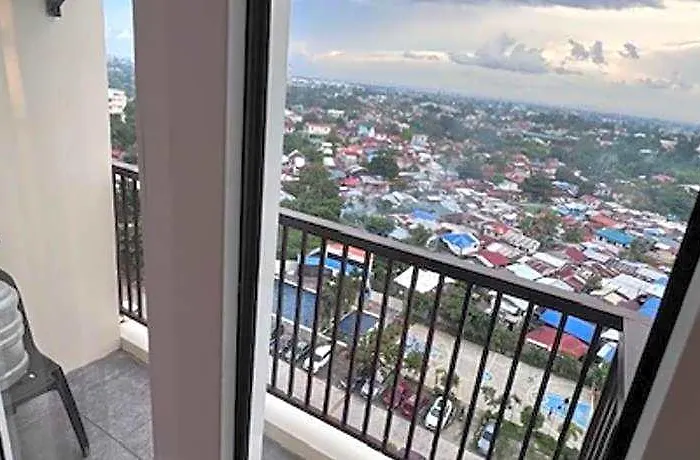 Spacious Unit With Balcony 3*